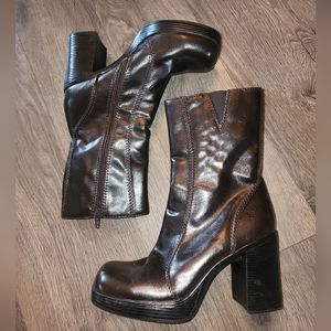 Vintage platform chunky heeled Lower East Side boots